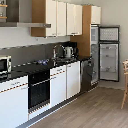 2 Bedroom Lovely In *