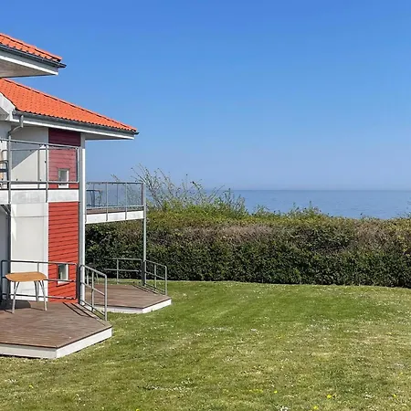 2 Bedroom Lovely In